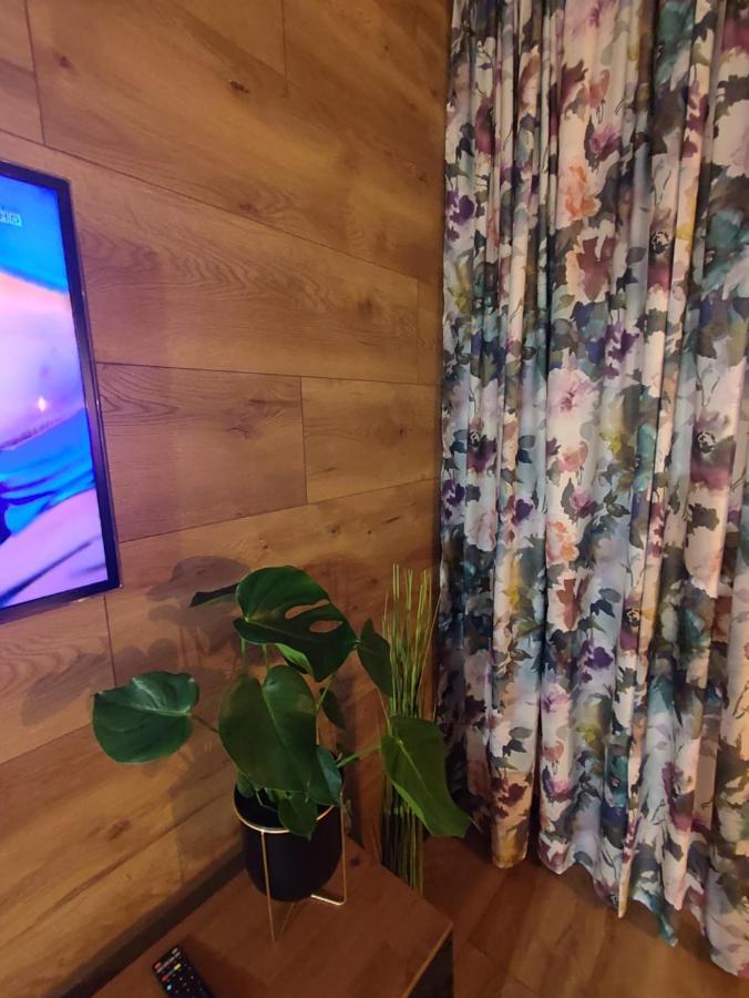 Lux Apartament Odkryj - Bieszczady Ustrzyki Dolne Exterior foto